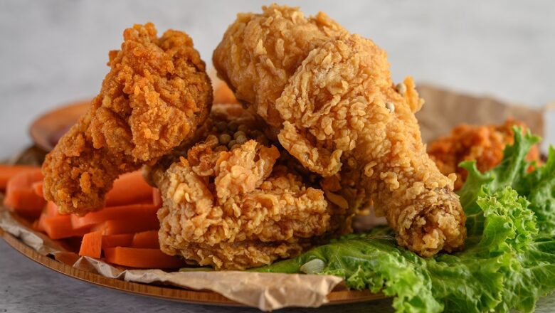 Pasos para el crujido perfecto: celebrando el Día del Pollo