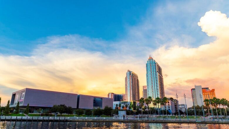 Visit Tampa Bay celebra el éxito del pase para recorrer el Riverwalk en Tampa