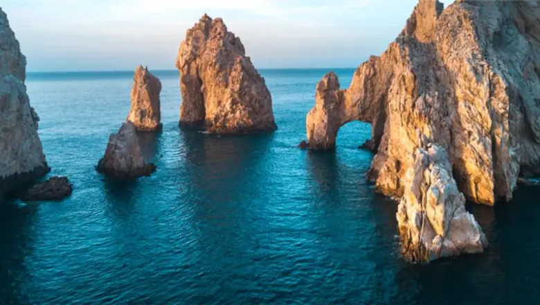 Los Cabos y las estrellas de Hollywood: una historia de amor de verano