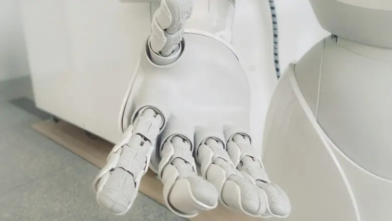 Crece la demanda de expertos en automatización robótica entre las empresas